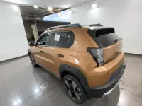 Nuova Fiat Grande Panda La Prima 100 CV (73 kW) 2025 724  bronzo luna Utilitaria