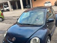 Usata VW Beetle 102 CV (75 kW) 2001 Blu Utilitaria
