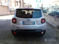 Usata Jeep Renegade Sport 120 CV (88 kW) 2015 Grigio SUV