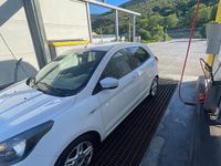 Begagnad Ford Ka Plus 86 HK (63 kW) 2017 Vit Halvkombi