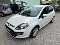 Usata Fiat Punto Evo Dynamic 75 CV (55 kW) 2011 Bianco Utilitaria