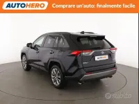 Usata Toyota RAV4 Hybrid Lounge 178 CV (130 kW) 2021 Nero SUV