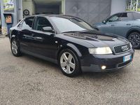 Begagnad Audi A4 130 HK (95 kW) 2001 Blå Sedan