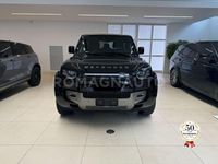 Usata Land Rover Defender SE Dynamic 200 CV (147 kW) 2024 Nero SUV