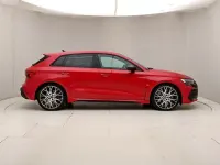 Nuova Audi RS3 Sportback Comfort 400 CV (294 kW) 2025 Rosso progressivo metallizzato Utilitaria