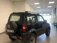 Usata Suzuki Jimny 82 CV (60 kW) 2004 Nero SUV