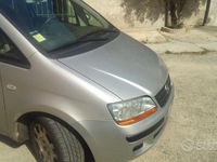 Usata Fiat Idea 77 CV (56 kW) 2005 Grigio Monovolume