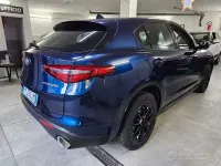 Usata Alfa Romeo Stelvio 179 CV (131 kW) 2019 Blu SUV