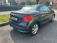 Usata Peugeot 207 120 CV (88 kW) 2009 Nero Berlina