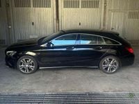Usata Mercedes CLA180 Shooting Brake 122 CV (89 kW) 2017 Nero Station wagon