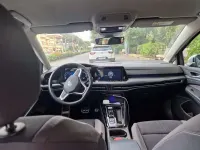 Usata VW Golf VIII 200 CV (147 kW) 2024 Grigio Station wagon