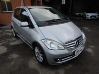 Usata Mercedes A180 Style 109 CV (80 kW) 2012 Argento