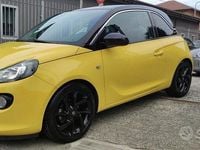 Usata Opel Adam Glam 70 CV (51 kW) 2017 Giallo pastello Utilitaria