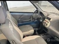 Usata Fiat 600 Active 54 CV (39 kW) 2006 Blu Berlina