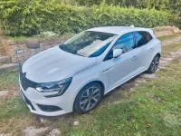 Usata Renault Mégane IV Bose Edition 110 CV (80 kW) 2016 Bianco Berlina