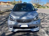 Usata Smart ForFour Superpassion 71 CV (52 kW) 2019 Argento Utilitaria