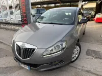 Usata Lancia Delta 120 CV (88 kW) 2010 Grigio Utilitaria