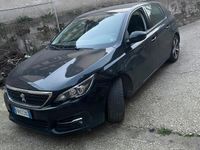 Usata Peugeot 308 131 CV (96 kW) 2018 Utilitaria