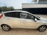 Usata Ford Fiesta Titanium 75 CV (55 kW) 2017 Grigio Utilitaria