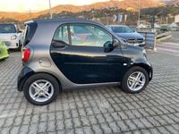 Usata Smart ForTwo Electric Drive Pure 60 kW (82 CV) 2022 Nero Berlina