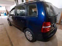 Usata VW Touran Trendline 101 CV (74 kW) 2004 Blu Monovolume