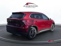 Nuova MG MGS5 EV Luxury 169 kW (231 CV) 2026 Rosso SUV