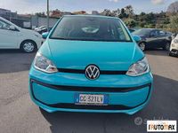 Usata VW up! Move 65 CV (47 kW) 2021 Blu Utilitaria