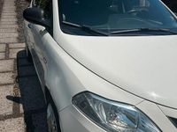 Usata Lancia Ypsilon 2016 Bianco Utilitaria
