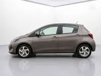 Usata Toyota Yaris Hybrid Active 75 CV (55 kW) 2016 Other Berlina