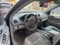 Usata Mercedes ML320 224 CV (164 kW) 2007 Nero SUV
