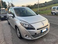 Usata Renault Grand Scénic III Luxe 130 CV (95 kW) 2011 Grigio Monovolume