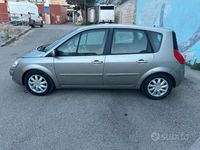 Usata Renault Scénic II 106 CV (77 kW) 2007 Grigio Monovolume