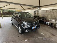 Usata Smart ForFour 64 CV (47 kW) 2017 Nero Utilitaria
