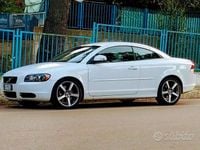 Usata Volvo C70 136 CV (100 kW) 2010 Bianco Cabrio