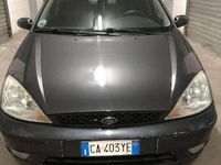 Usata Ford Focus Zetec 116 CV (85 kW) 2002 Grigio Berlina