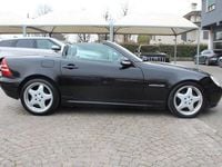Begagnad Mercedes SLK200 163 HK (119 kW) 2001 Svart Cab