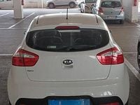 Usata Kia Rio 2015 Bianco Utilitaria