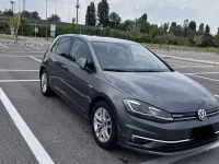 Usata VW Golf VIII Highline 131 CV (96 kW) 2020 Grigio Berlina