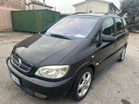 usata Opel Zafira 7posti anno 2005 stupenda come nuova