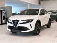 Nuova Alfa Romeo GT Junior 145 CV (106 kW) 2026 Bianco SUV