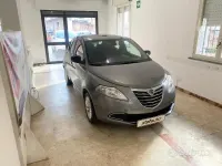 Usata Lancia Ypsilon Silver 69 CV (50 kW) 2015 Grigio Utilitaria