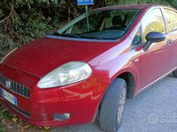 Usata Fiat Grande Punto 2009 Rosso Utilitaria