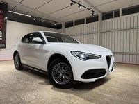 Usata Alfa Romeo Stelvio Business 160 CV (117 kW) 2021 Bianco SUV