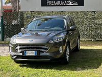 Usado Ford Kuga Business Edition 120 CV (88 kW) 2020 Gris SUV