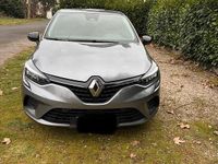 Usata Renault Clio V Equilibre 101 CV (74 kW) 2023 Grigio Berlina