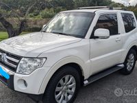 usata Mitsubishi Pajero 3p 3.2 CR LE 200cv auto dpf