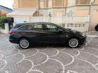 Usata Opel Astra Innovation 110 CV (80 kW) 2018 Nero Station wagon