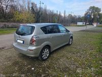 Usata Toyota Corolla Verso 110 CV (80 kW) 2005 Grigio Monovolume