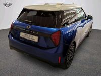 Usata Mini Cooper SE Favoured 160 kW (218 CV) 2025 Blu/azzurro Utilitaria