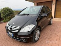 Usata Mercedes A180 109 CV (80 kW) 2011 Nero Berlina